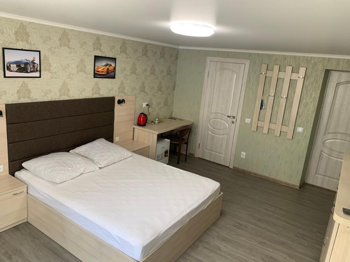 Вилла Alex Vinnytsia Extérieur photo